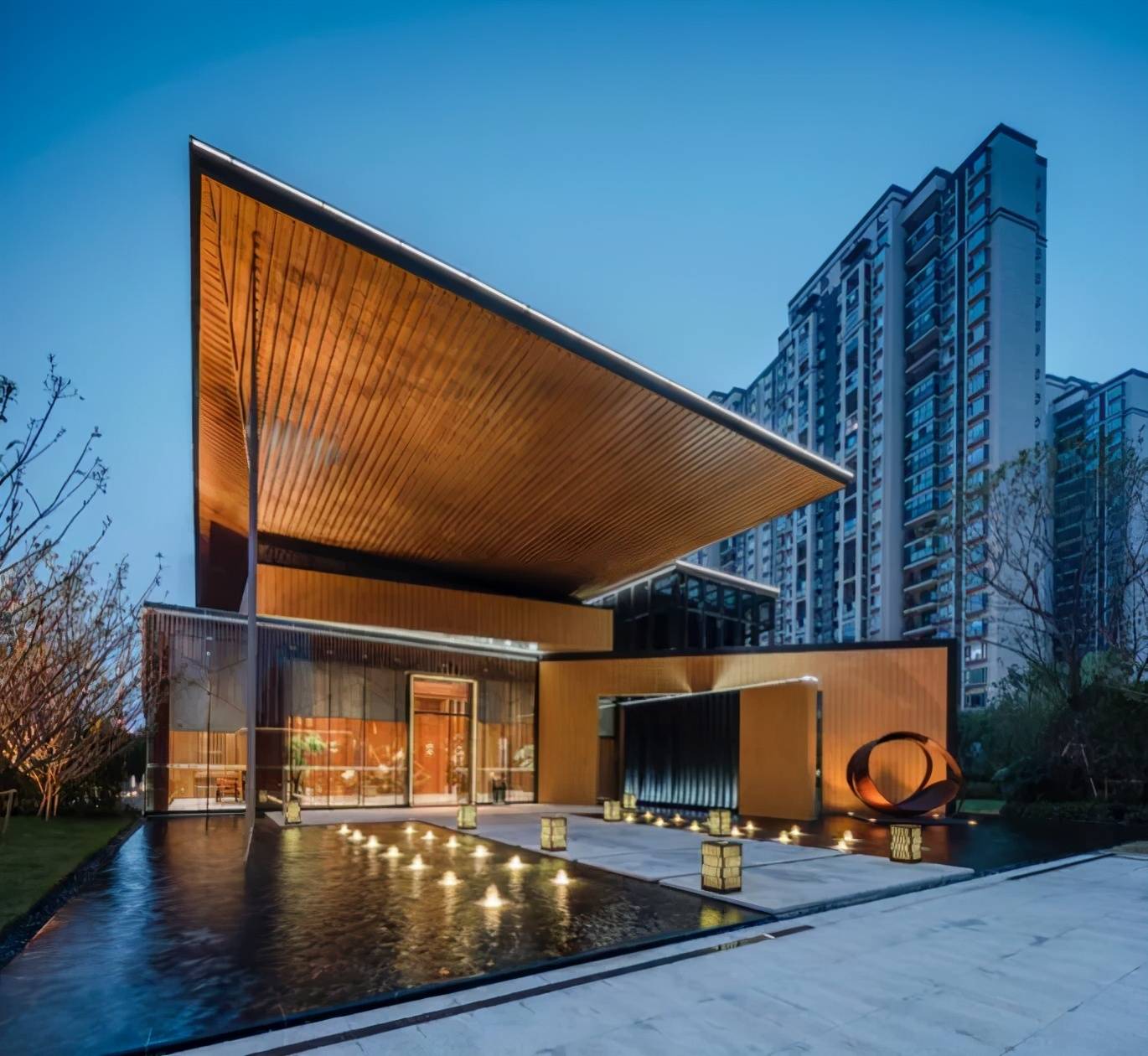 五年积淀,一步一个脚印,这一年,上坤地产跻身上海市年度总销售金额30