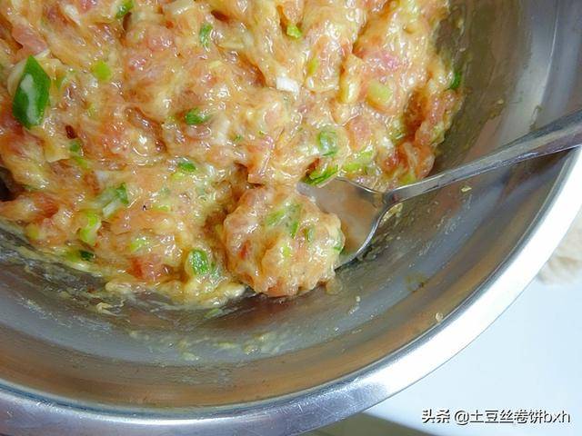 肉丸|早餐做这汤，清爽鲜香又开胃，营养全面，滋补到位，孩子要多吃