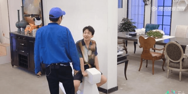 什么|李雪琴和郭麒麟都拒绝帮忙，到底谁在看人下菜？苏芒出手一目了然