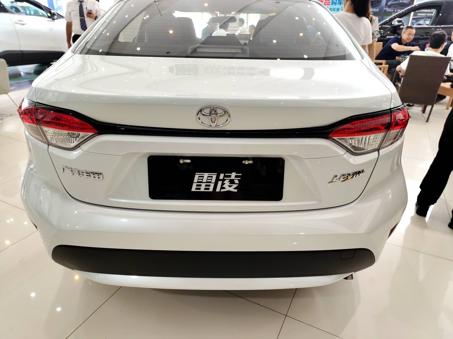 广汽丰田杀红眼了三缸雷凌优惠2万它值得买吗