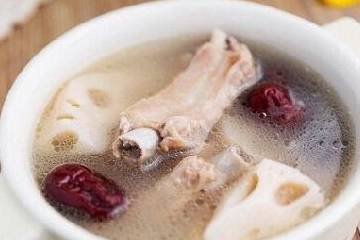 排骨汤怎么炖不柴 ec3328006d0e4b81be84d783cc7e310d.jpeg