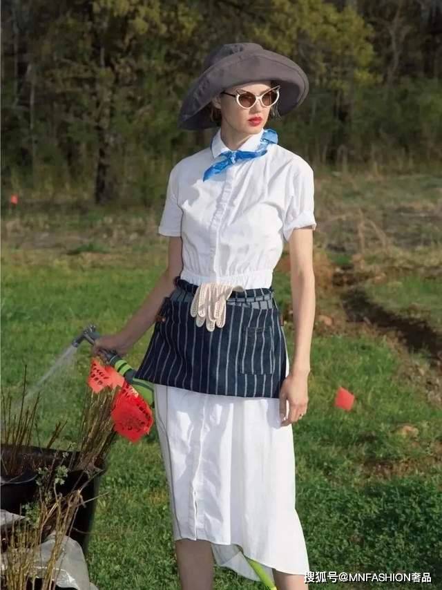 马尾|精品 | 最有品味的五种丝巾系法
