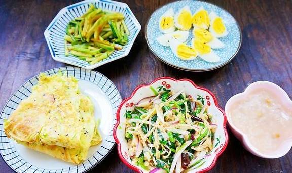 做法|晒晒一家三口的早餐，7天不重样，每天一大桌，做法不难还好吃