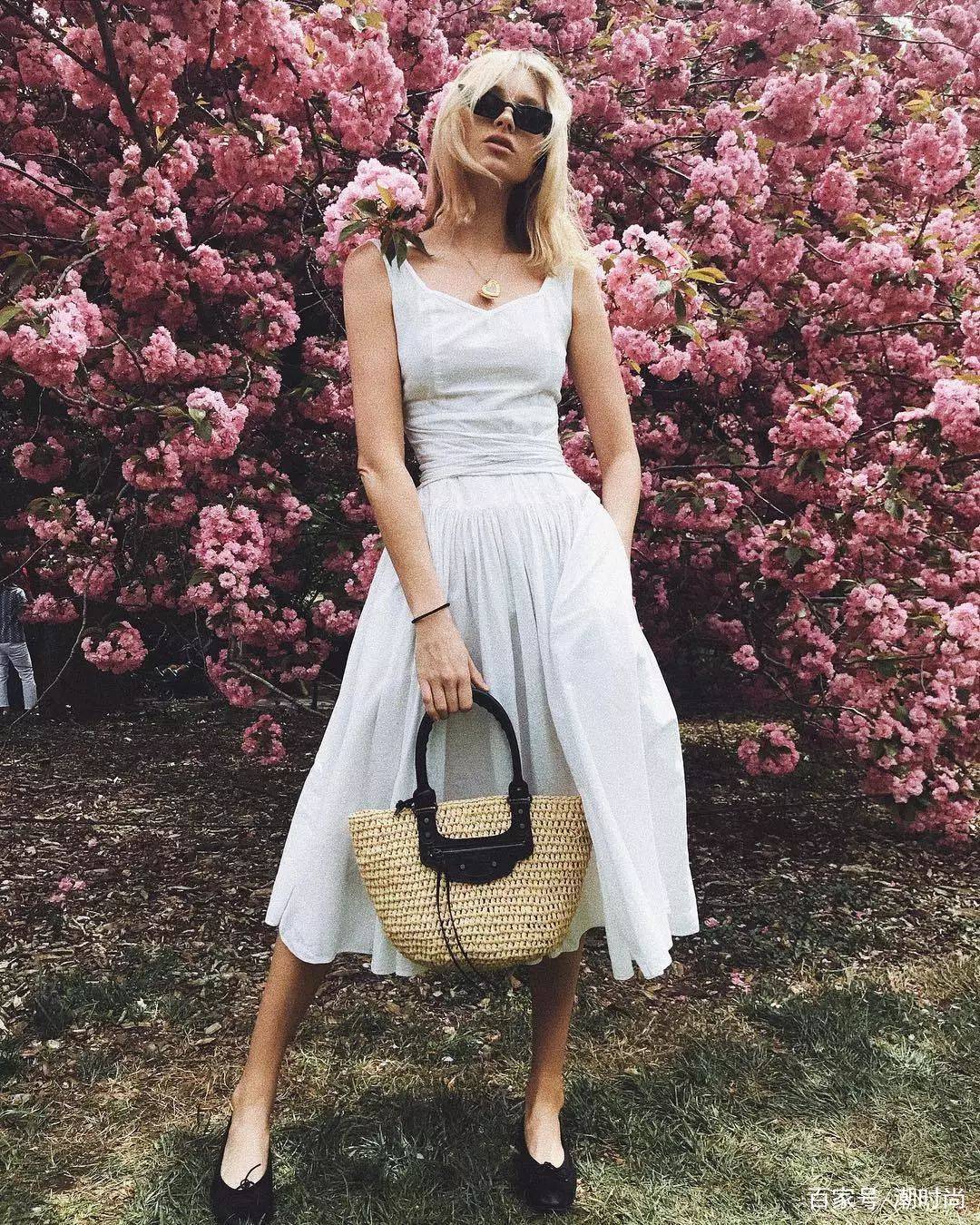 dress|别再说“雨女无瓜”了！这几条人气美裙据说仙女们都爱？