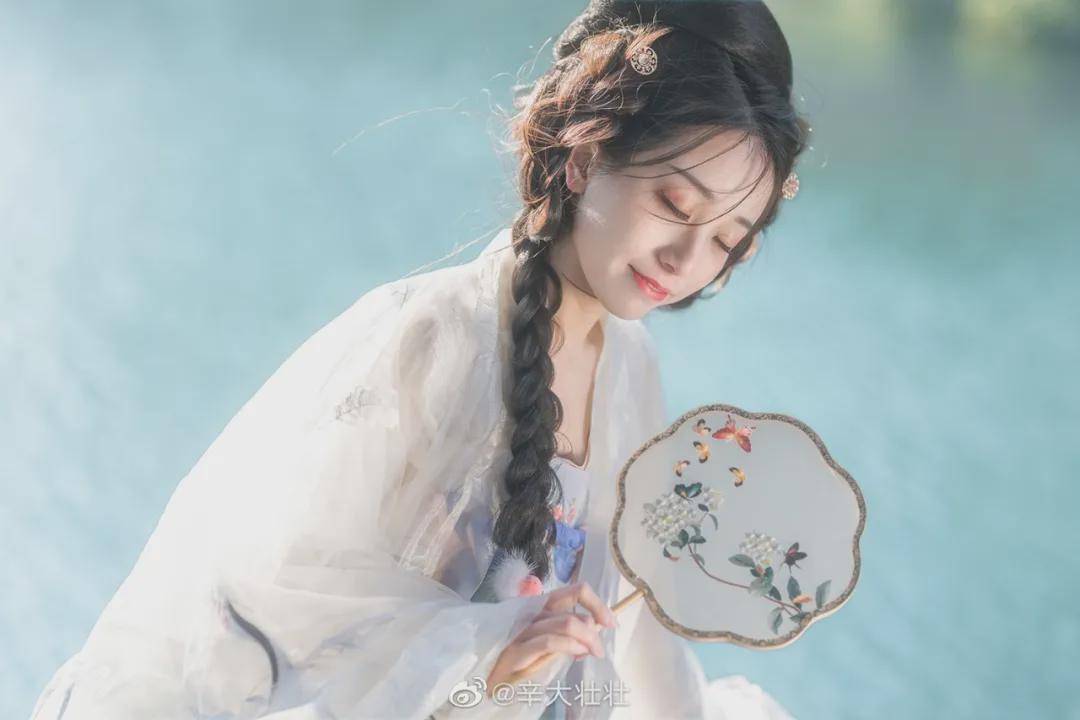 摄影|汉服小仙女：千离万别，总会相逢