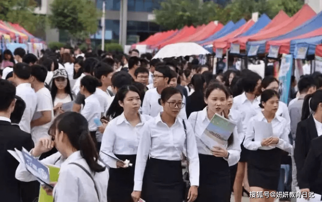 原創畢業即失業應屆生找工作有多難大學生講述辛酸史