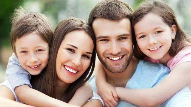 经济|三孩时代即将到来!但为何年轻人们并不买账?网友:一胎都要考虑