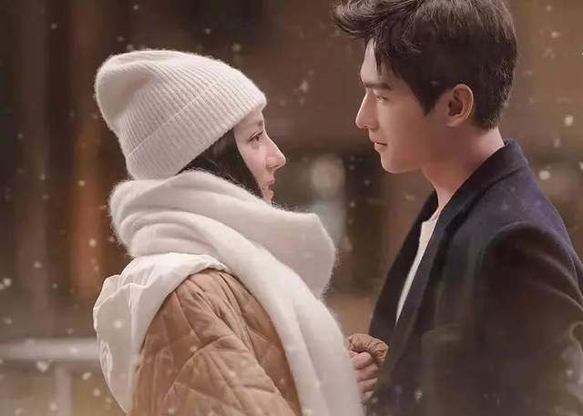 网友|《荣耀》被曝已过审，将接档《千古》，杨洋和热巴能挽救鹅厂S+吗