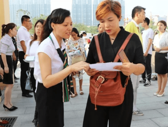 房画|幼儿园让孩子画房画车，变相打探“家底”，家长反套路操作亮了