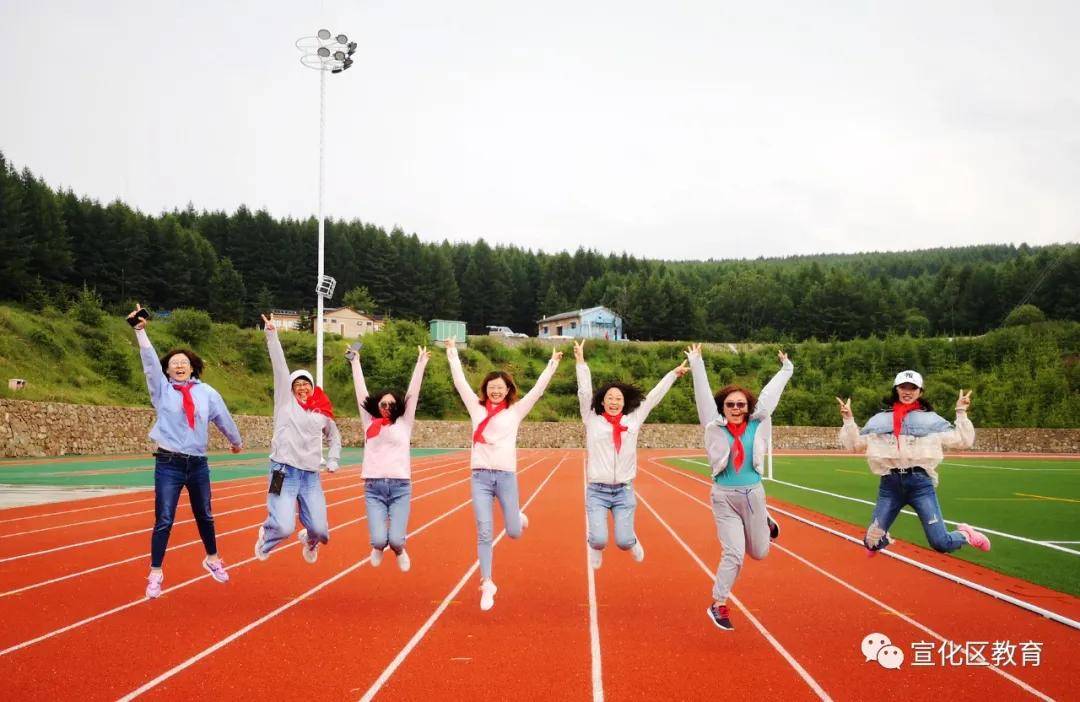 宣化区建国街小学图片