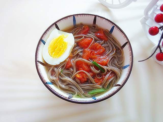 仔姜|我的早餐,本来要晒面,却让小菜抢了镜,网友:赶紧动手做一瓶!