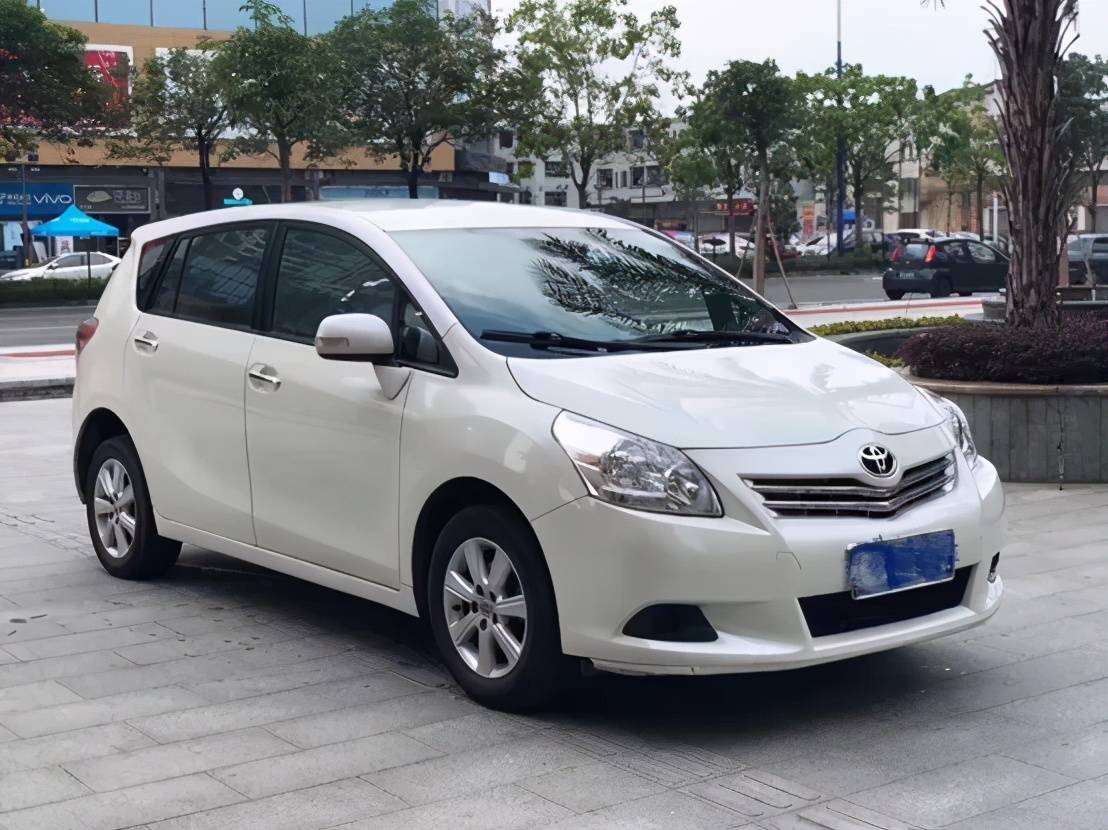 丰田逸致其实是一款针对欧洲市场开发的车型.