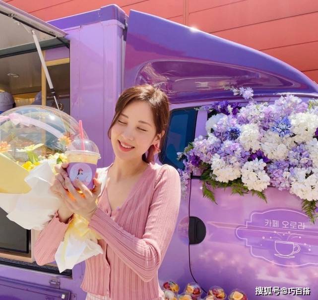 黑色|少女时代成员徐贤超会搭!31岁穿出优雅气质,真的太好看了
