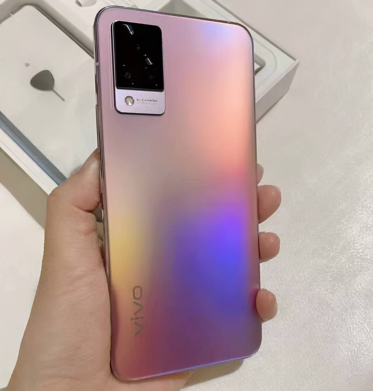 vivo s10配置全曝光:4400万前置双摄 3970mah,预计2999元起_芯片