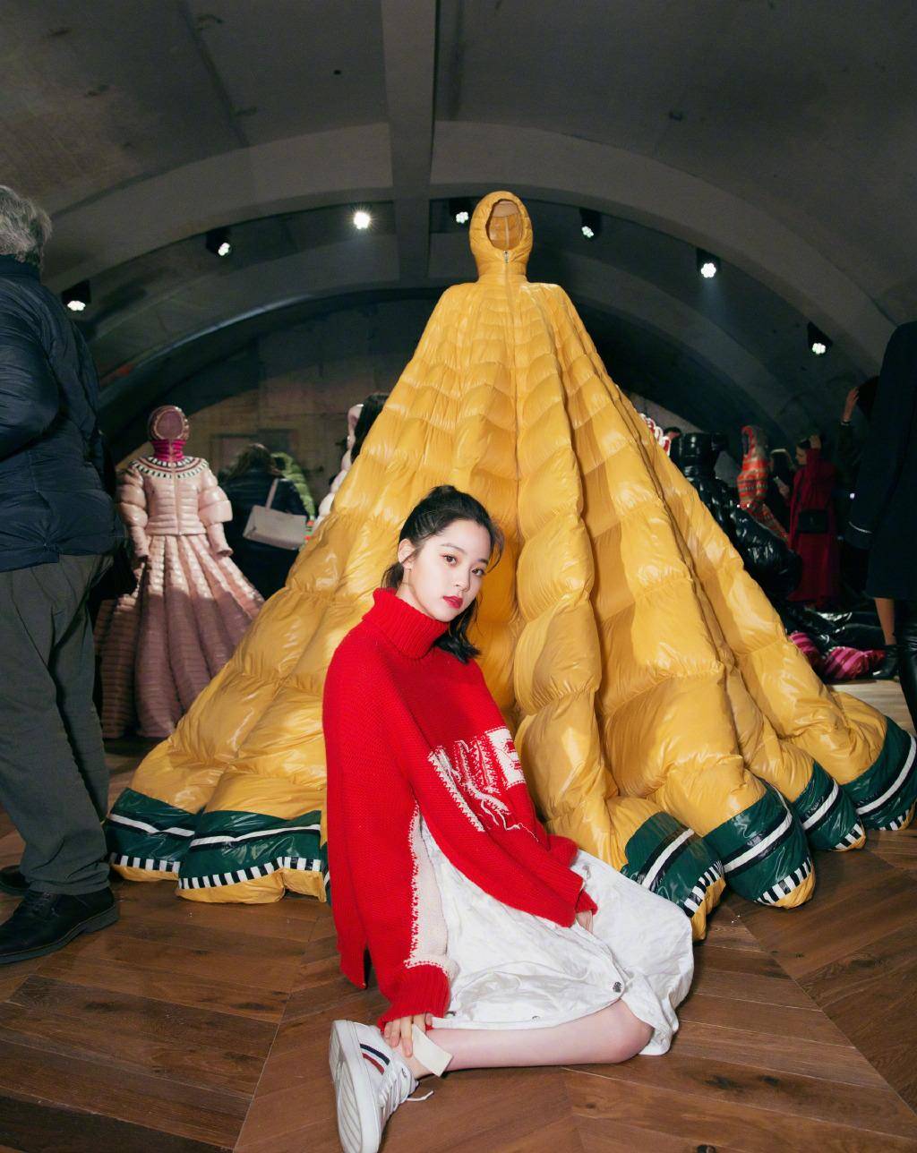 图片|汪峰送的这件羽绒服，把章子怡穿成了“米其林轮胎”？