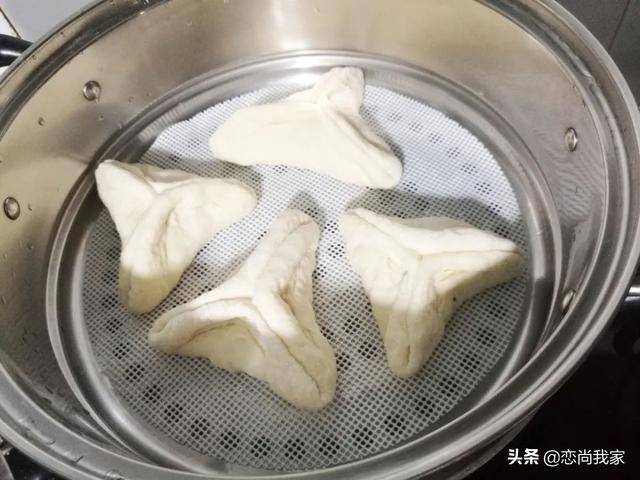 芝麻糖包子馅不干的做法 5b0c5debc9be4261b0e44fcbe7764d2d.jpeg