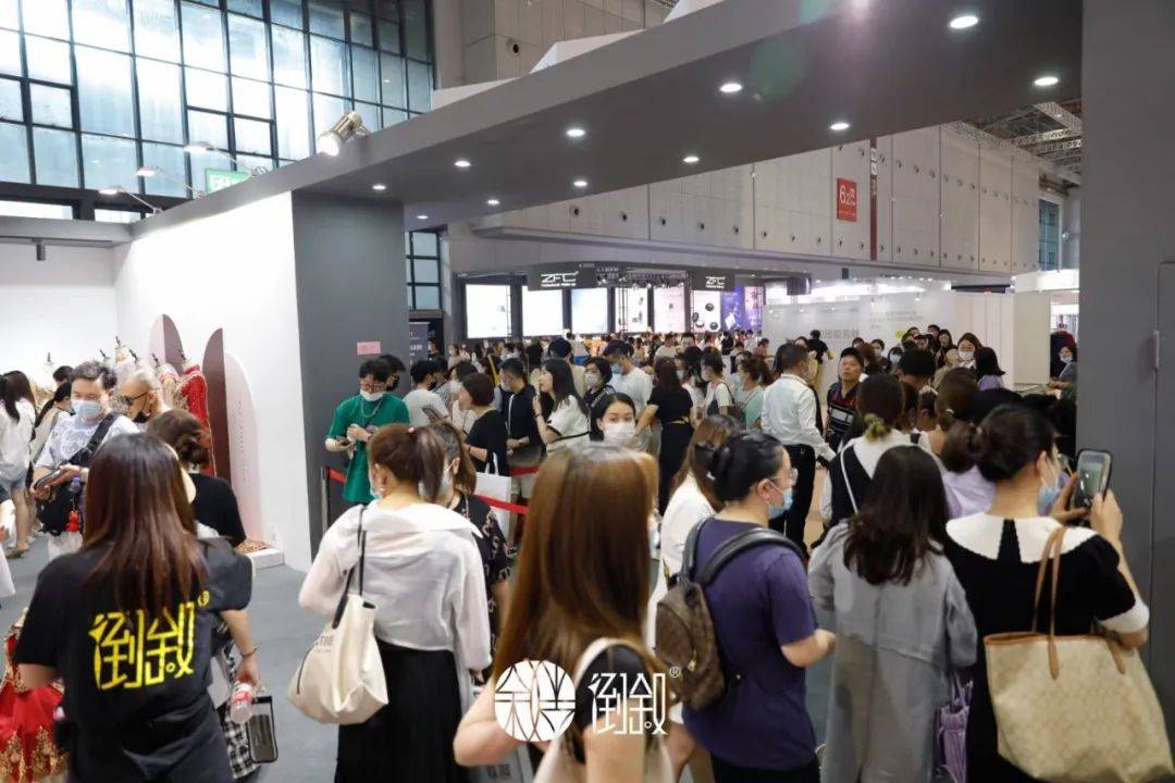 上海|倒叙展会精彩回顾 | 不负期待，倒叙上海婚纱展完美收官！