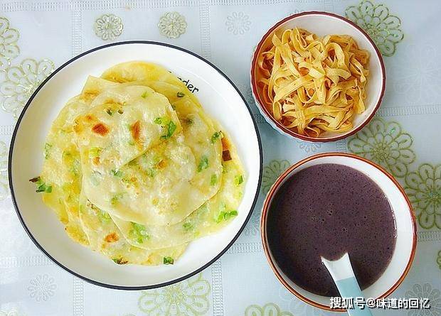 什么|不叫外卖,不吃面包蛋糕,我的快手极简早餐走红,好吃顶饱又舒服