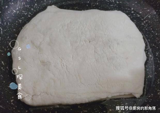 补充|天气转凉,早餐这样做,补充钙和维生素,口感外焦里嫩,家人喜欢