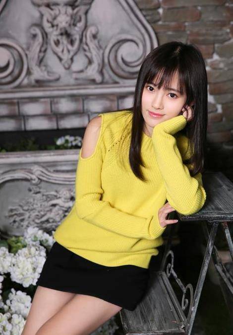 氛围|丝芭是不是开了“鞠学”课？各个妆容和神态都太像小鞠了