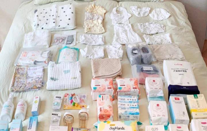 婴儿几个月开始不用包 e9f59d0fc99648d587e305e1660b0563.jpeg