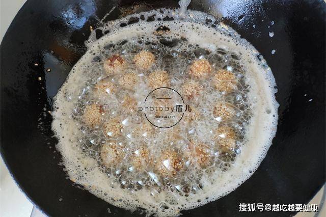 清水|要过年了,这个小零食学起来,香酥美味,不用烤箱就能做