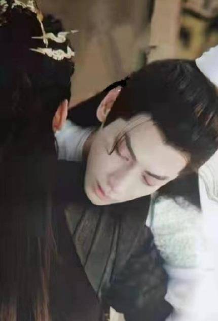 因为|意外！罗云熙陈飞宇被曝将二搭合作新剧，导演或将由陈凯歌担任