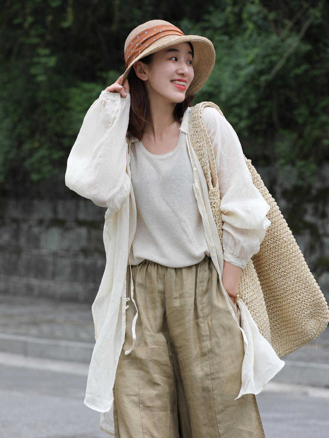 颜色|夏季,过了30、40岁如何穿?与其打扮洋气,还不如穿得干净又舒适