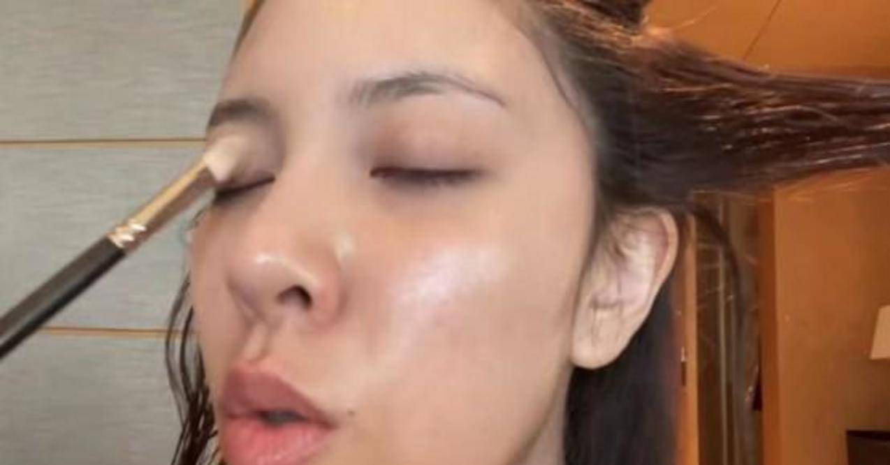 漂亮|宋妍霏大胆尝试“烟熏妆”，全程素颜怼脸拍，效果出来美翻众人！！