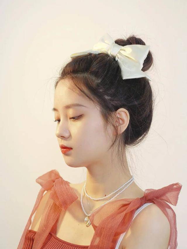 丝带|3款绝美的夏日扎发，扁头大脸女生快来学！
