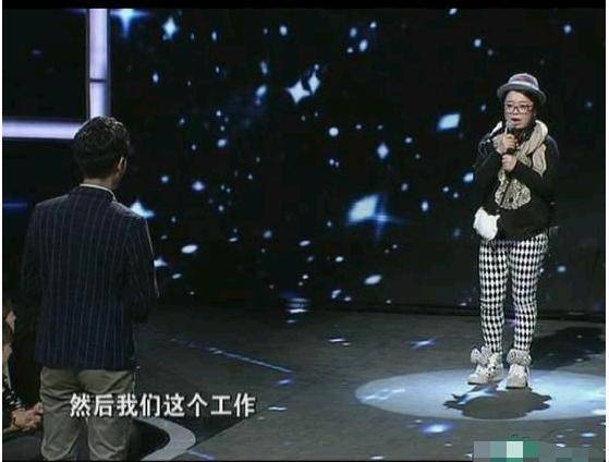 才多|他是最牛的非诚勿扰男嘉宾，没牵走女嘉宾但是拐走了女导演