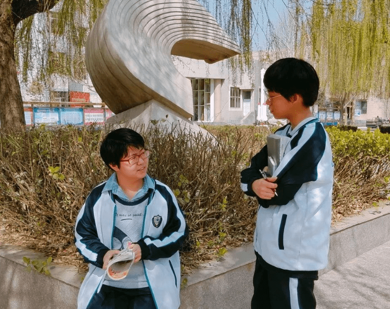 原创衡水中学的复读学生"提前开学",有人怒斥这对应届生不公平