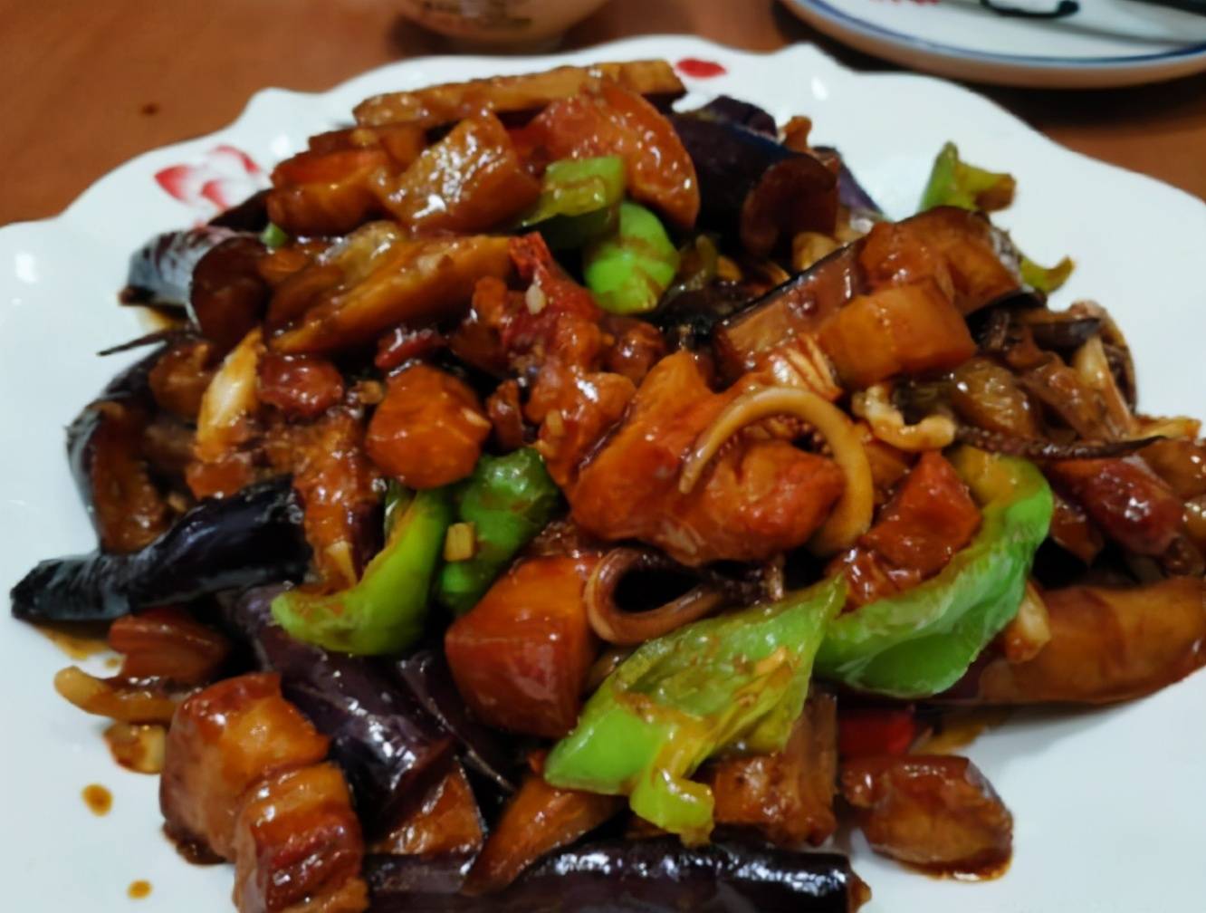 承德围场塞罕坝满乡一号农家院,各式独特蒙古包,建在草原山林中_美食