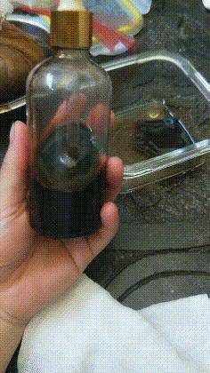控制|开心一刻：姐姐最近想减肥，但一直控制不住吃零食的习惯