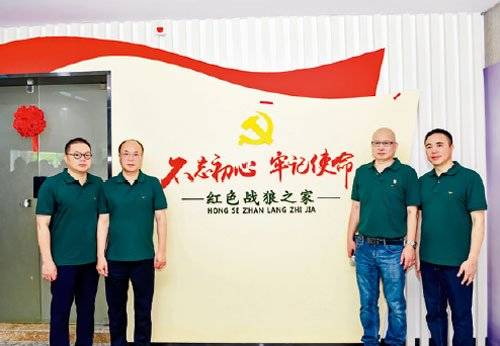 周少雄|引领世界服装潮流，七匹狼品牌铸就中国服装时尚强国梦