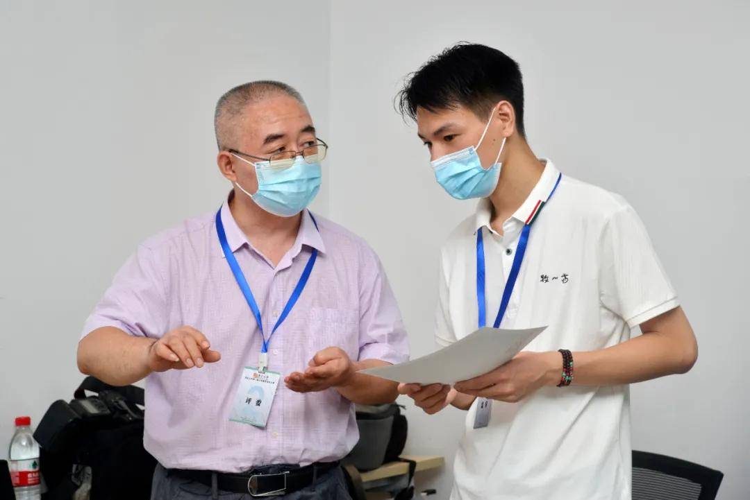 成人组|“书法之声” 第二届全国硬笔书法大赛成人组获奖、入展名单