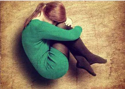 功能|面肌痉挛就是面瘫？两种疾病傻傻分不清 专家：病因不同，别乱治！