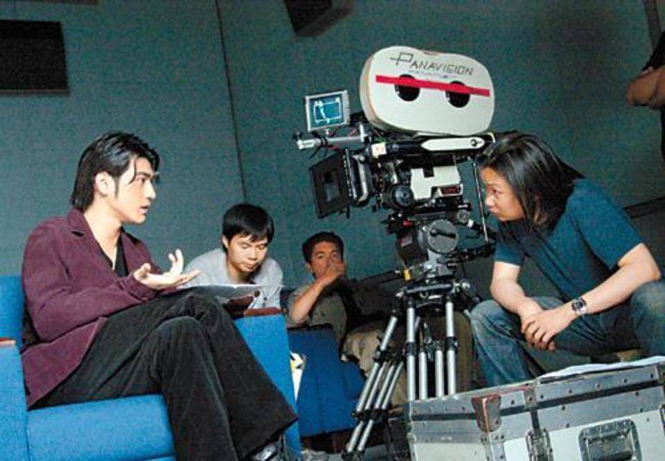 父亲|让张曼玉封神曾志伟成影帝的陈可辛,《夺冠》能让黄渤巩俐封神吗