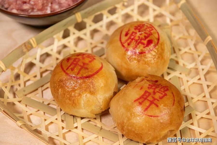 你的店還在做常規月餅嗎？瞧瞧人家都是現烤鮮月餅了！ 熱愛美食 第7张