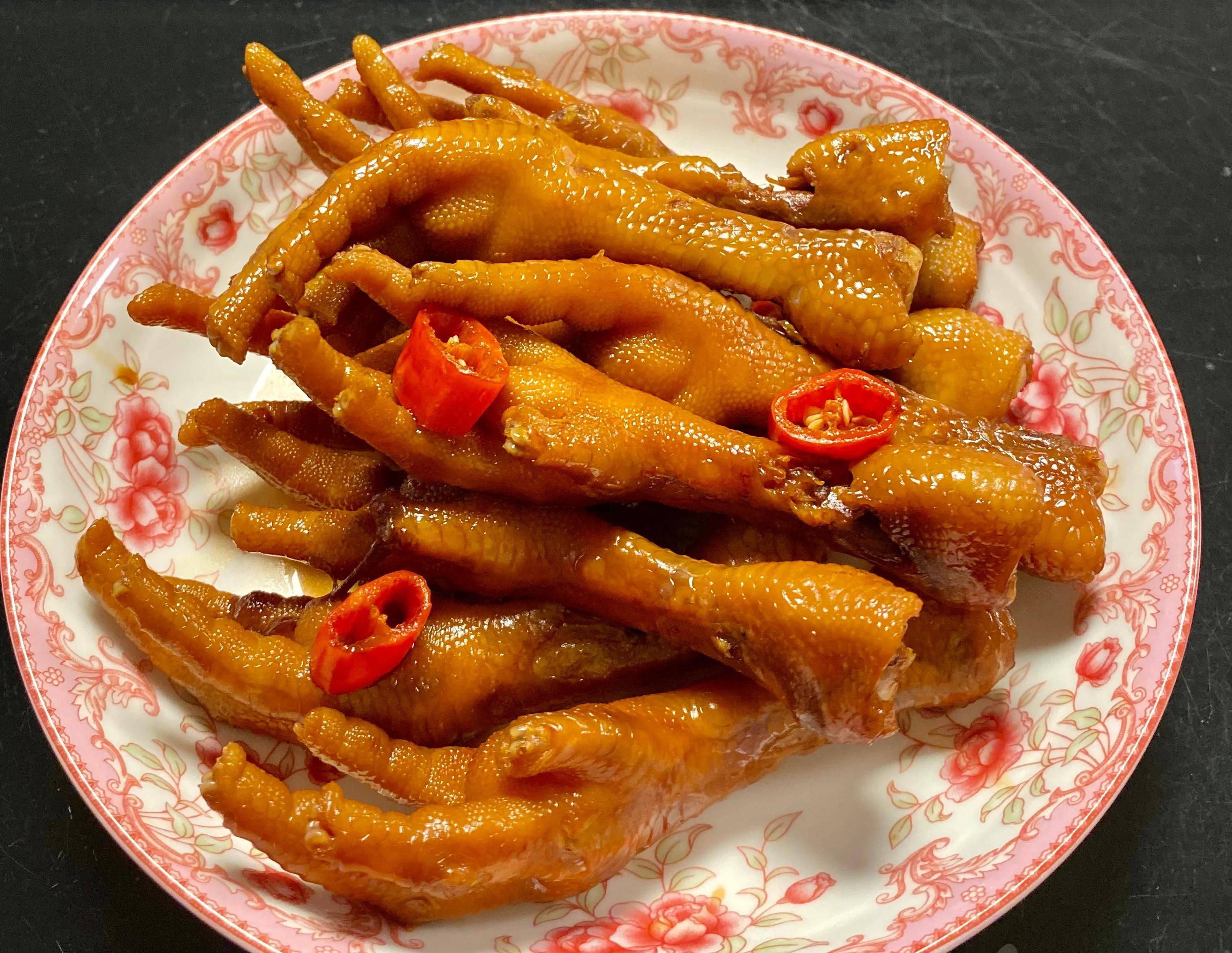 素鸡卤鸡爪 多做一步 素鸡鲜软多汁有韧性 鸡爪筋斗q弹 过瘾 口感