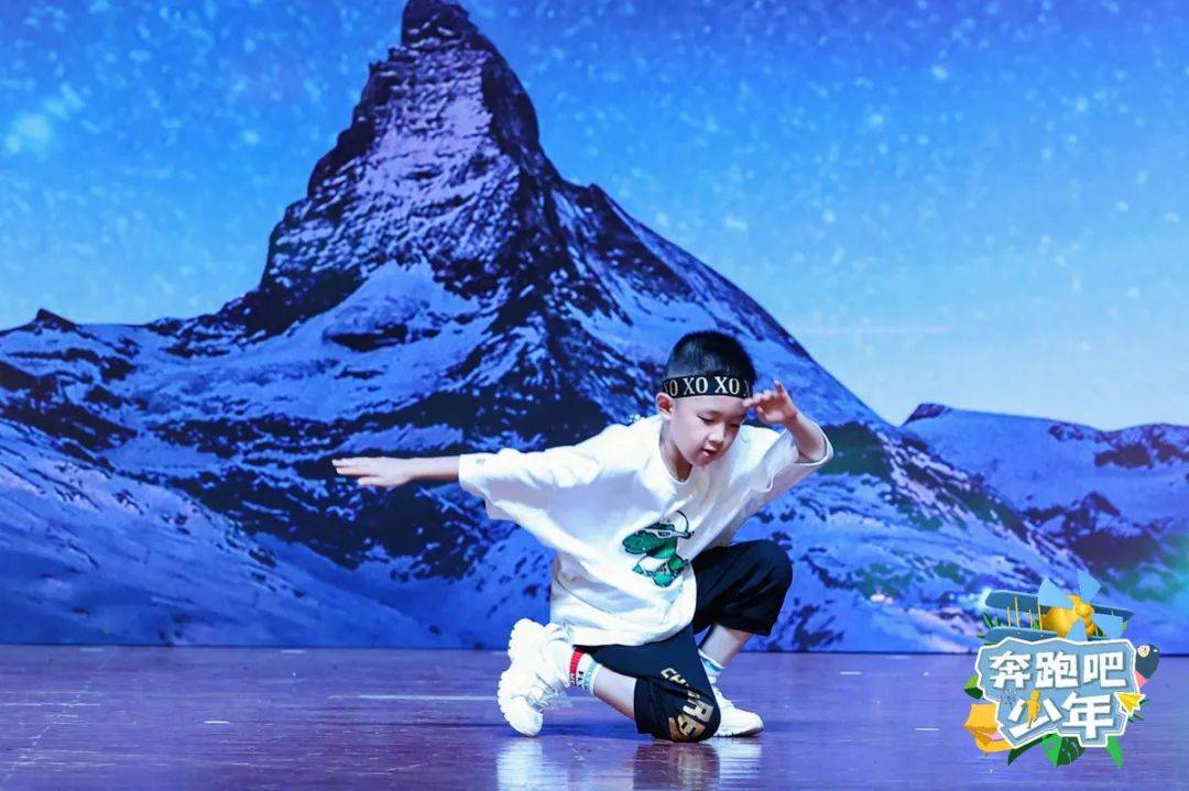 浙江广电新媒体《奔跑吧少年》第二季五大升级 快乐落地航空小镇