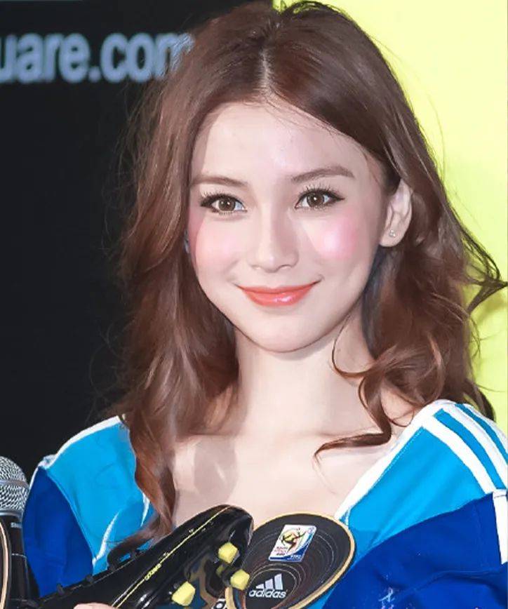 东西方|Angelababy19岁的混血嫩模妆放到现在是什么水平？咋都在模仿她？