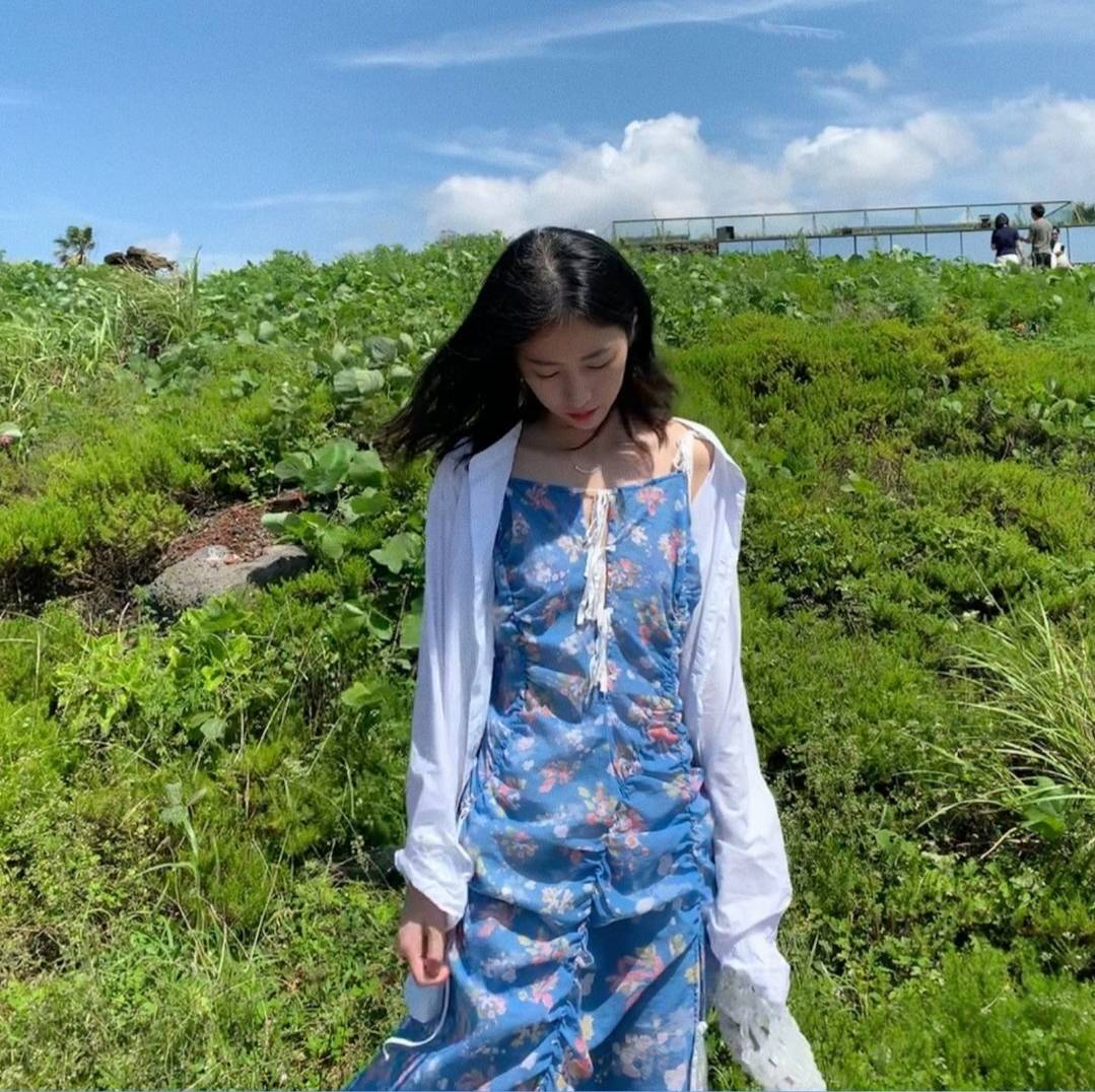 色调|90后最会穿女星扛把子！周雨彤女生的衣柜，你值得拥有