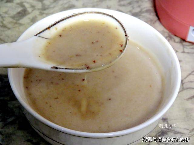 美食|冬季早起十分钟，五种食材搅一搅，营养不输牛奶，脾胃越来越好