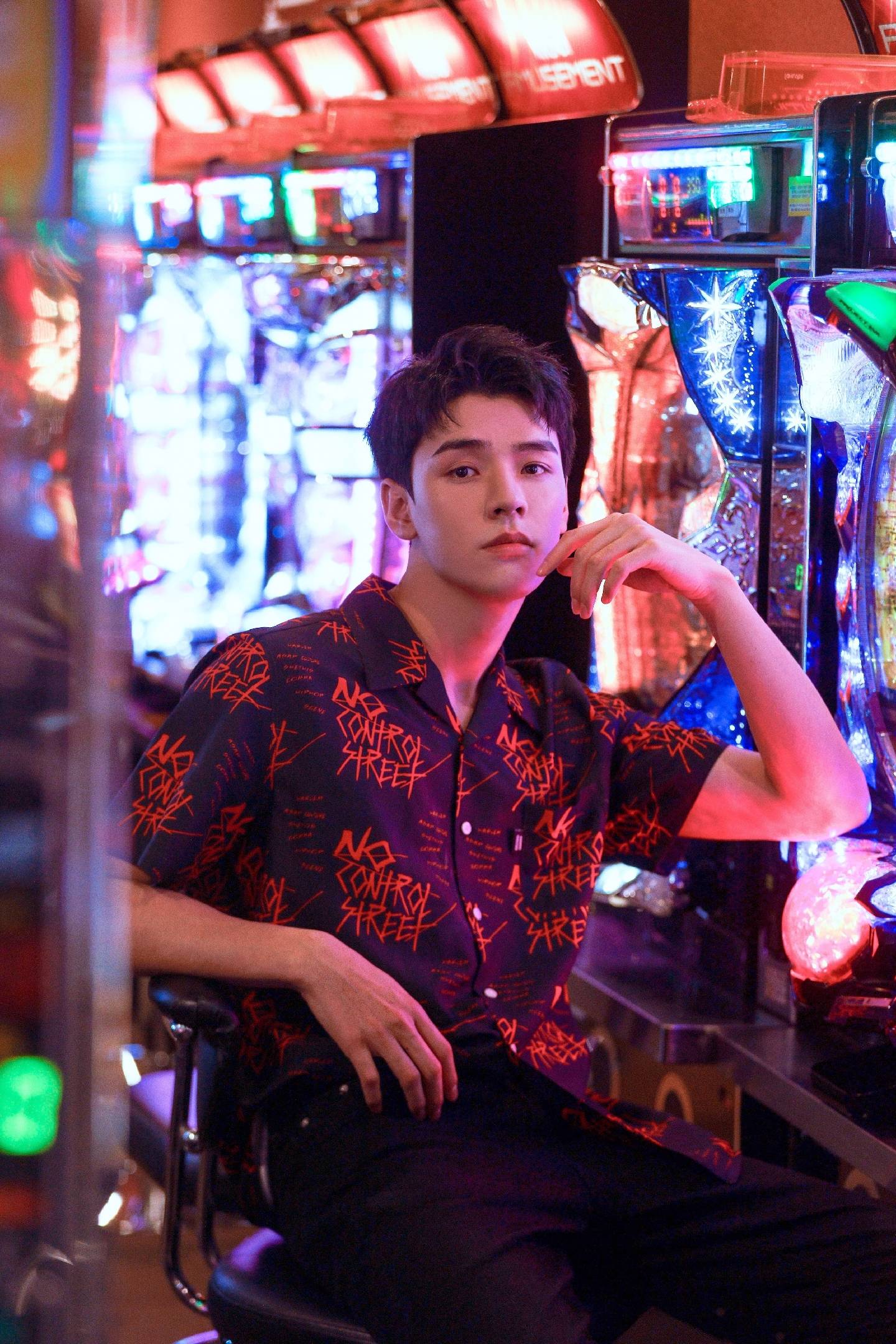 卫衣|《小美满》男主龚俊,颜值超高的小哥哥,私服穿搭又酷又帅