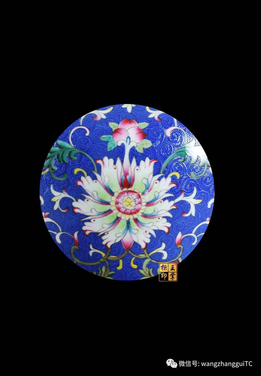 收藏指南丨瓷器贴花与手绘作品如何区分?_颜色