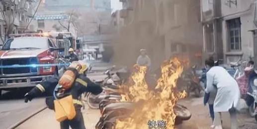 晏蓝|《你好火焰蓝》，工作生活反差萌，张慧雯可爱人设引爆全网