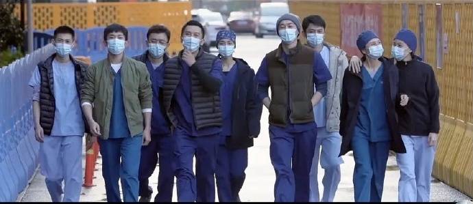 Call|周杰伦发声！张学友打Call！霍思燕看了！暑期电影黑马来了