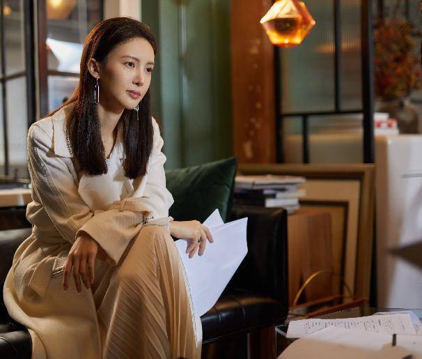 怎样才能有两个女主 7f7e4f888f304551825899ce5deb030b.jpeg