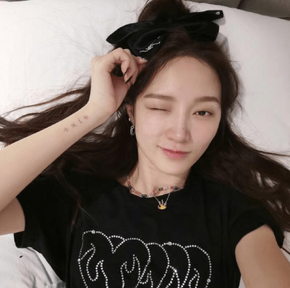 call|孟佳暴露短板，主动晒出钟丽缇女儿打call视频，想借此翻红？？